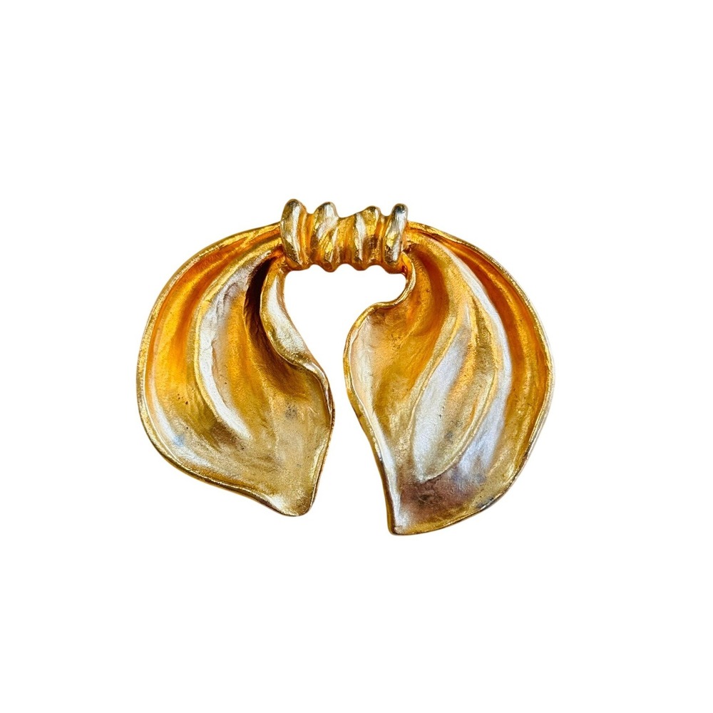 VTG Le Jacquard Francais Bow Knot Brooch Push Pin Figural Satin Gold Plated 80s